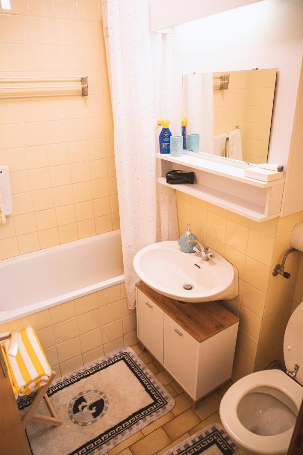 Soncni Apartma โบเว็ก ภายนอก รูปภาพ