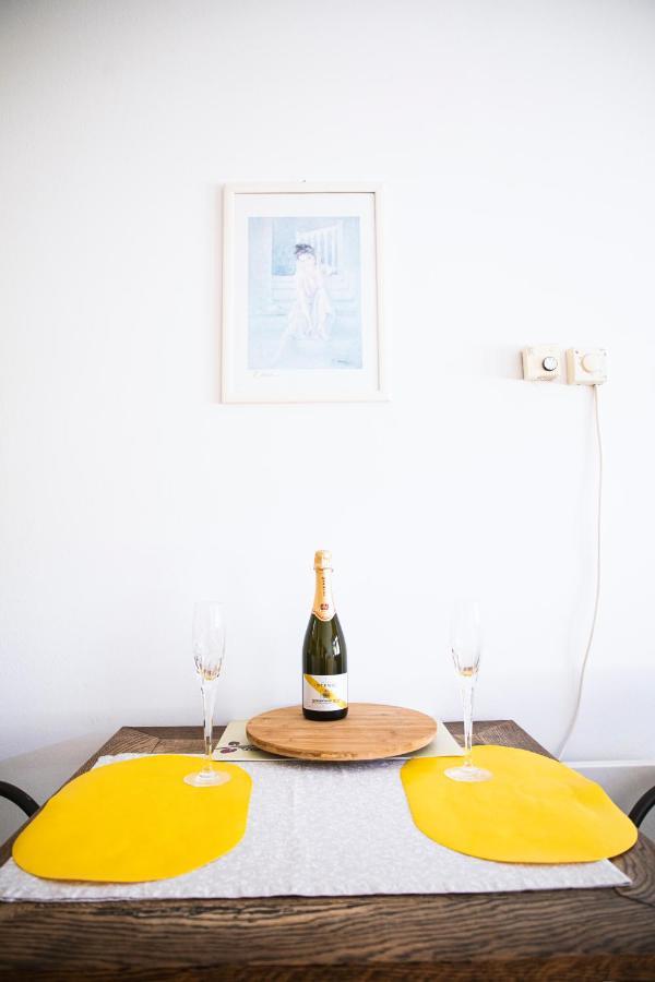 Soncni Apartma โบเว็ก ภายนอก รูปภาพ
